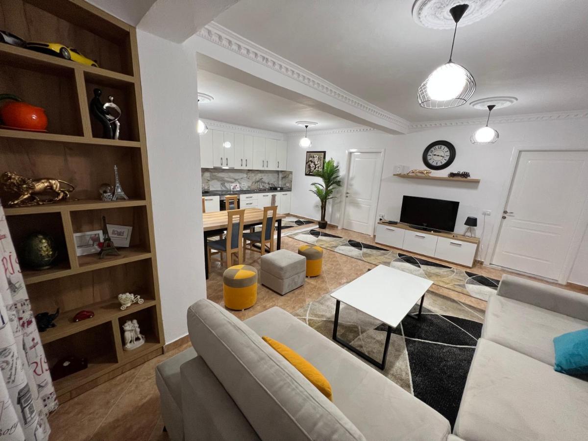 Daily Rent Apartment City Center Elbasan 6 Zewnętrze zdjęcie